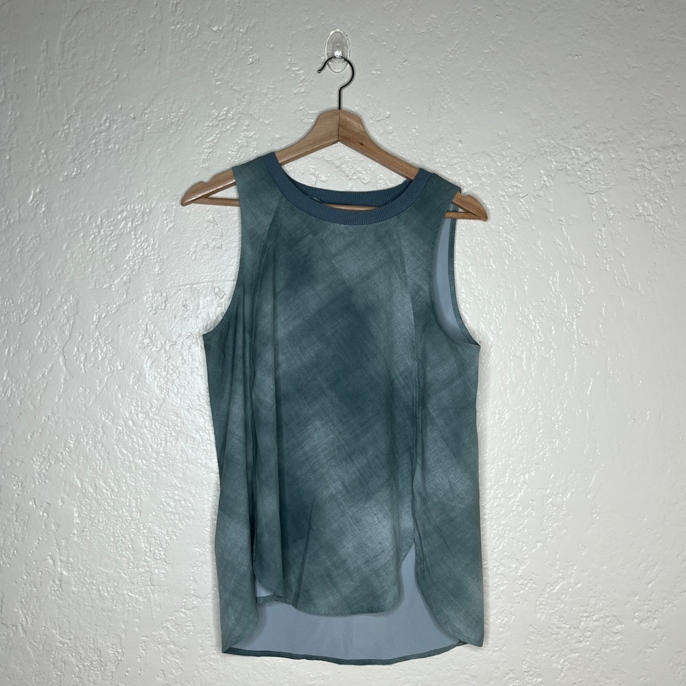 Athleta Zephyr Print Tank Top Green Crosshatch High Low Tulip Hem 531781 Small